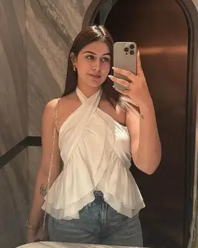 Escorts In Peint